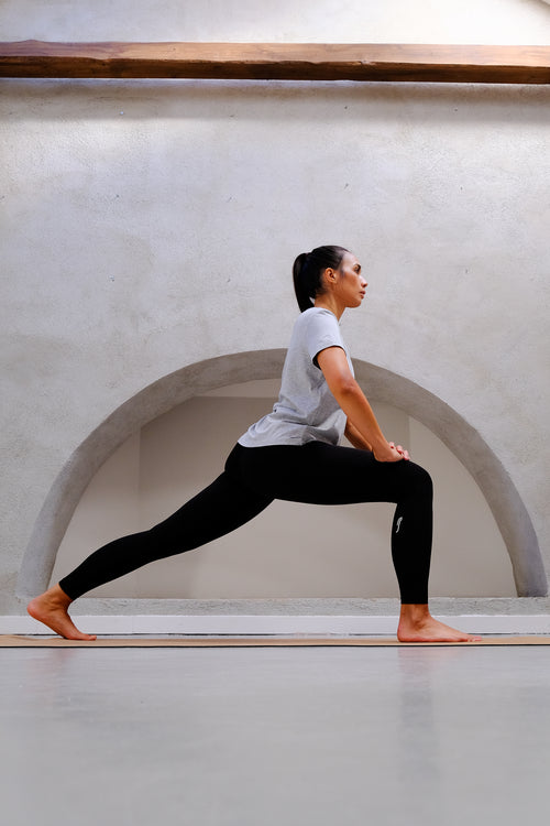 Women's Stretch Tech Back Pocket Tights