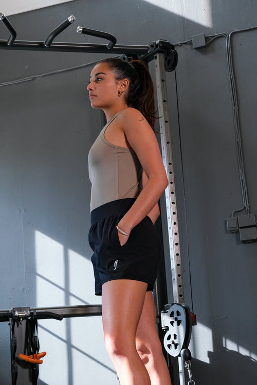 Women's Performance Court Shorts - 2 in 1 with Ball Pockets